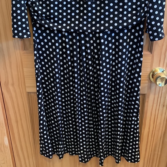 Pokadot dress - Picture 3 of 5